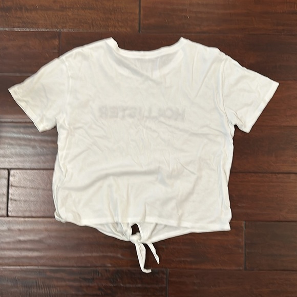 Hollister Tee Women’s Small - Picture 5 of 5